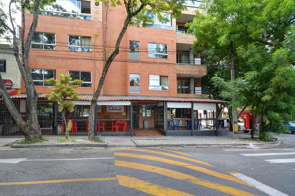 Hostel International House Co-Living Medellín